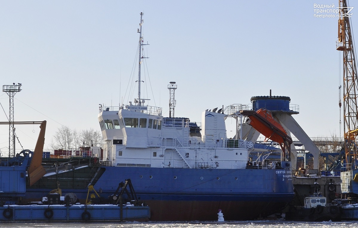 Святой князь Владимир, РБТ-290. Надстройки