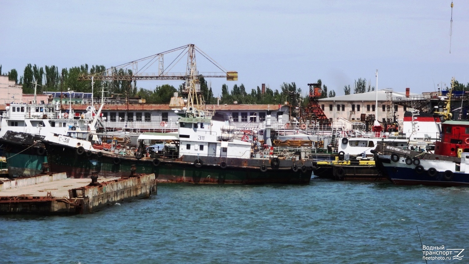 Сборщик-311, Акватрейдер. Unidentified ships