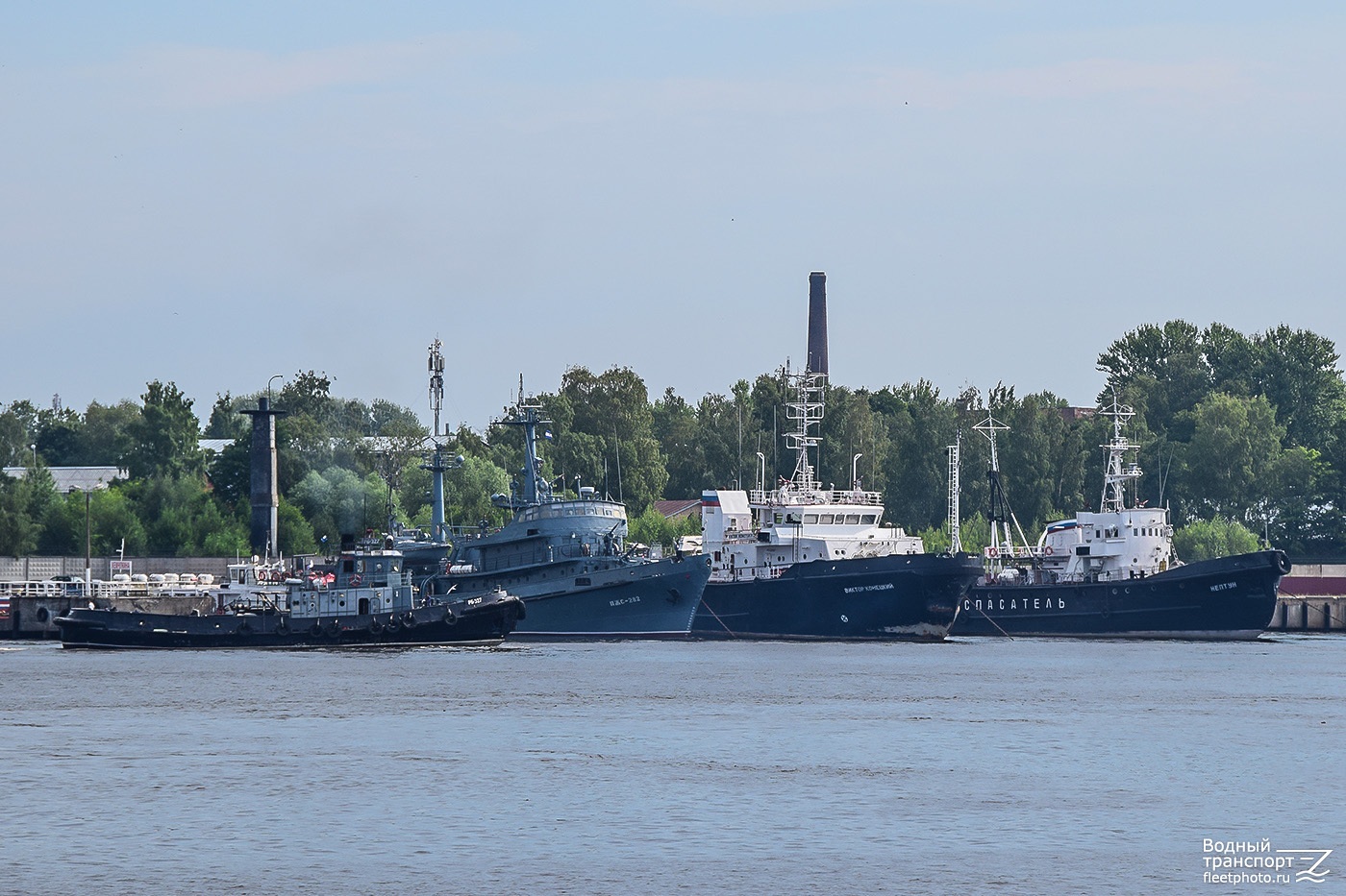 РБ-327, ПЖС-282, Виктор Конецкий, Нептун