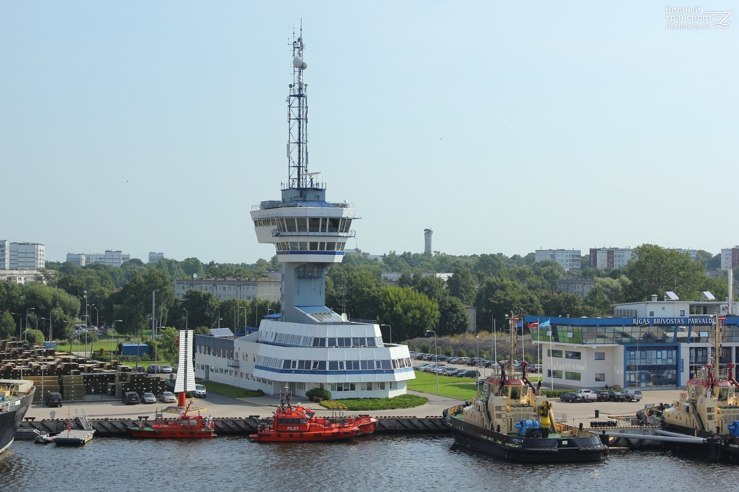 Daina, Dace, Stella. Балтийский морской бассейн