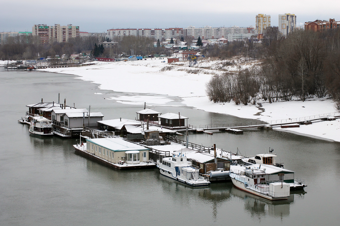 ТоварiщЪ, Эдельвейс, Бриз, 545