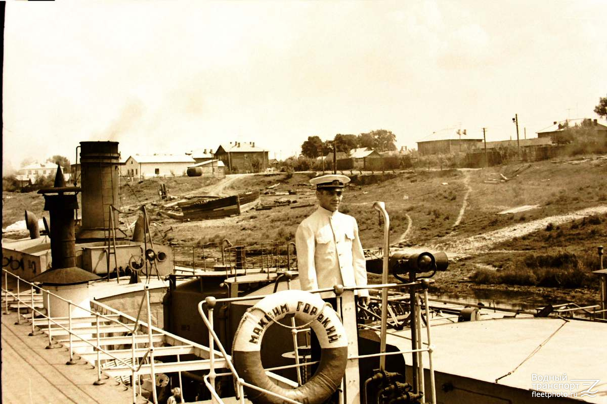 Максим Горький. Волжский / Камский / Московский бассейн, View from wheelhouses and bridge wings