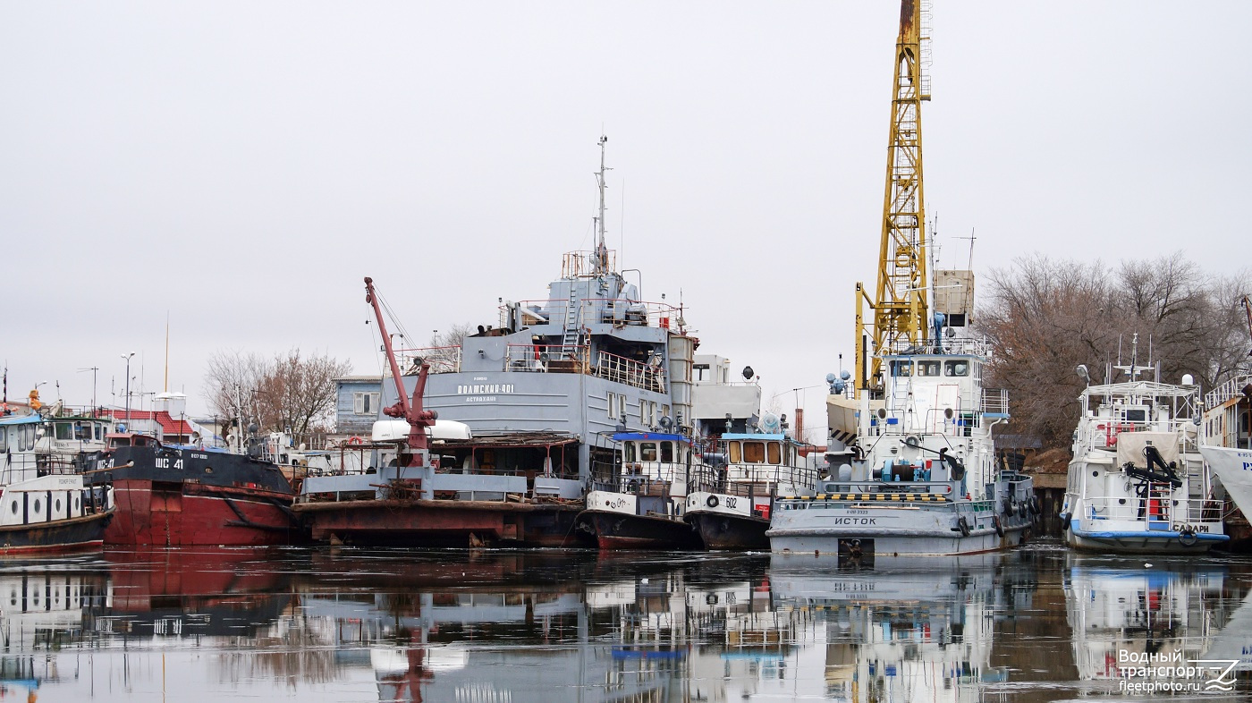 ШС-41, Волжский-401, 601, 602, Плавкран-47, Исток, Сафари