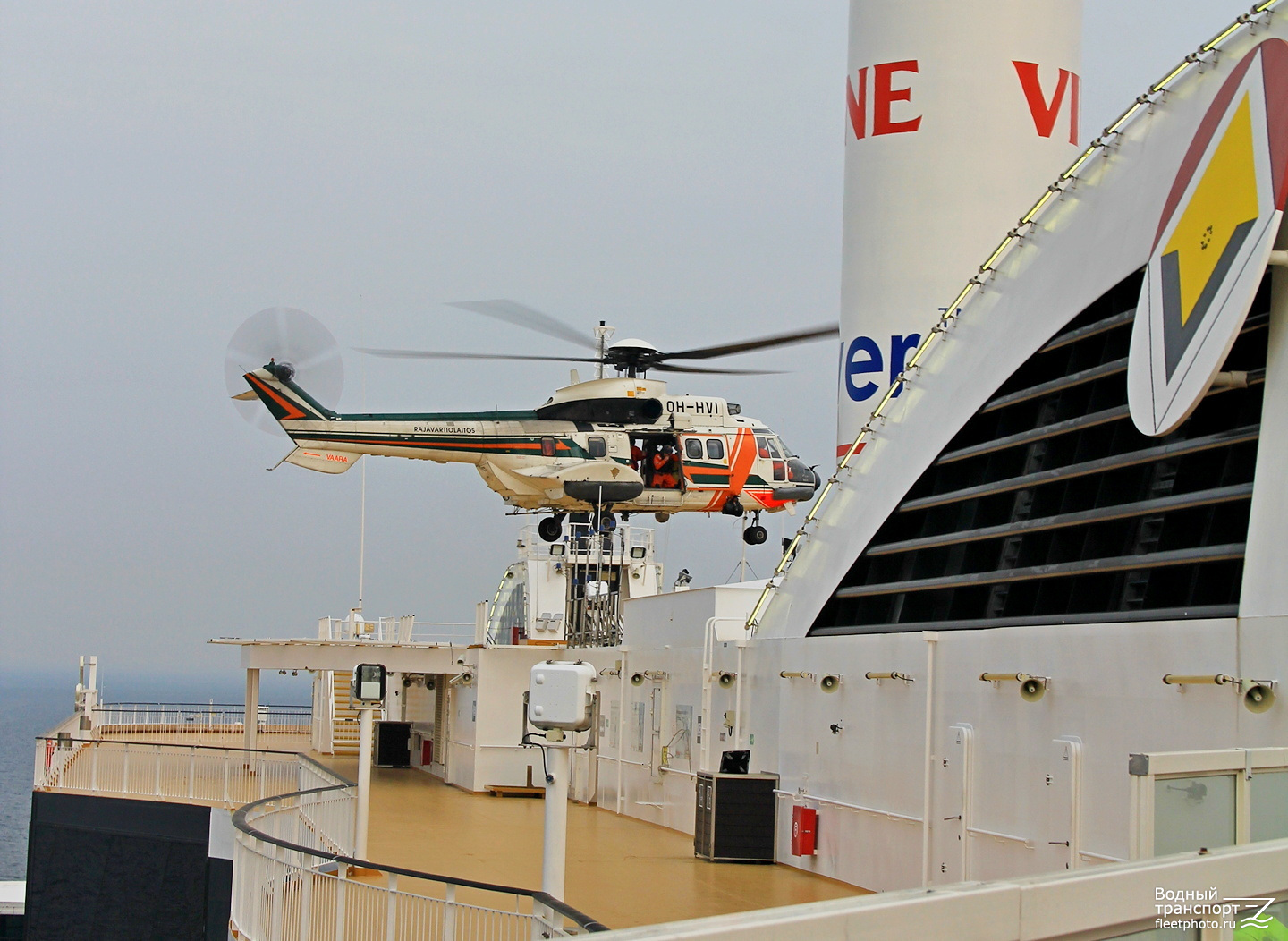 Viking Grace. Фотографии, сделанные на борту судов, Виды палуб, Происшествия