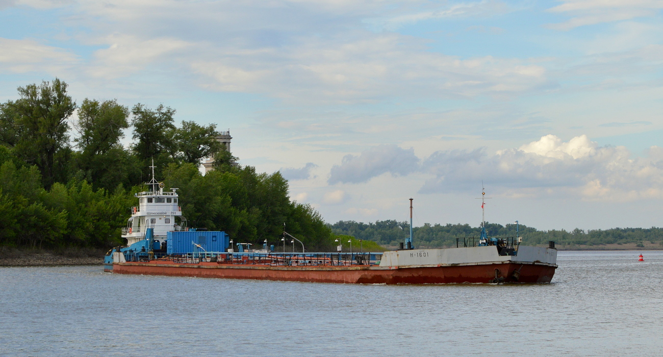 Шлюзовой-251, Наливная-1601