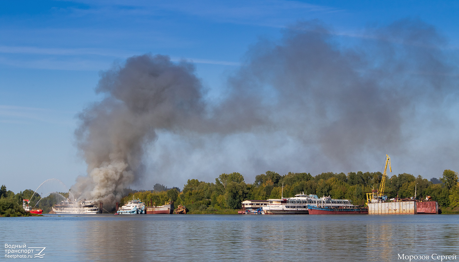 Кессон-док-2. Volga River, Incidents