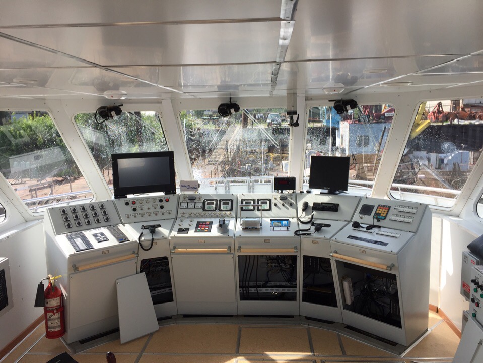 Альбатрос. Wheelhouses, Control panels