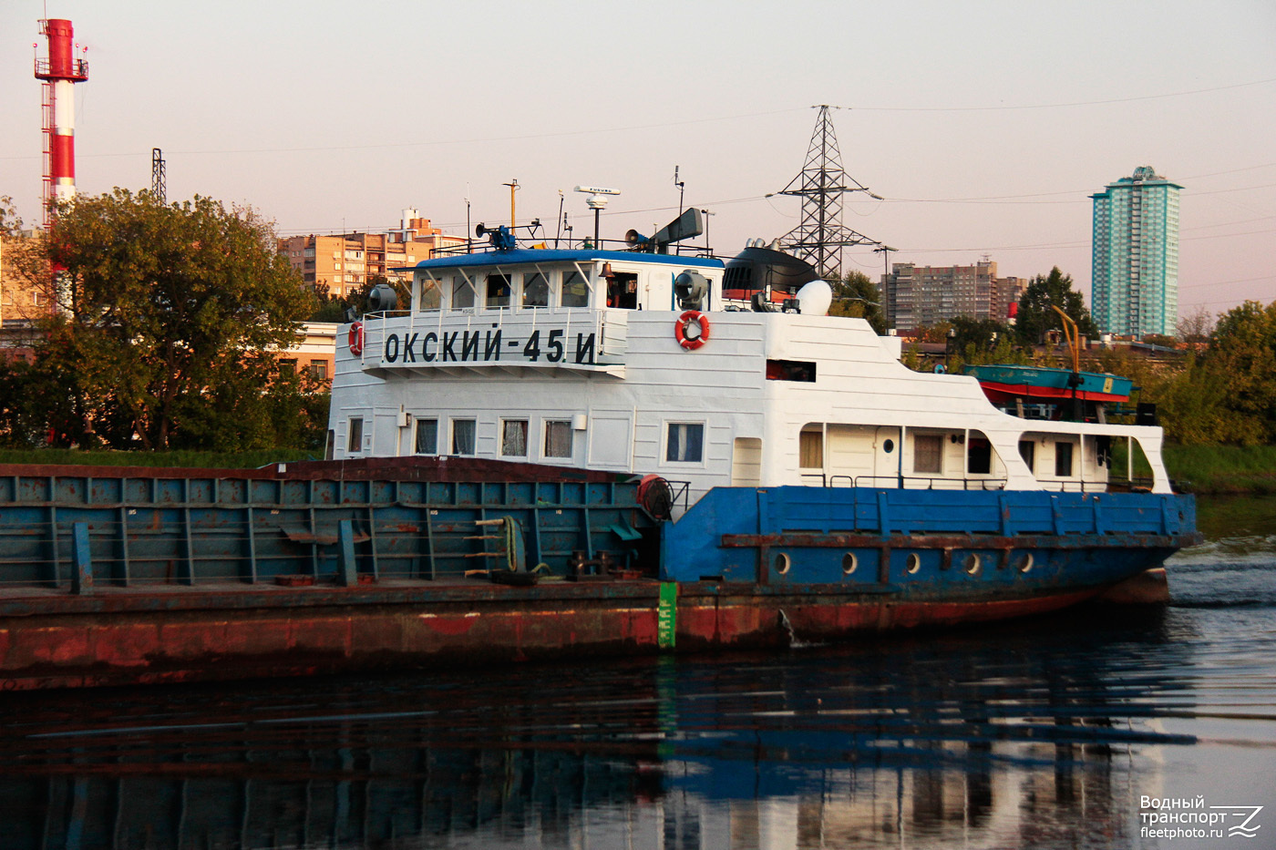 Окский-45И. Vessel superstructures