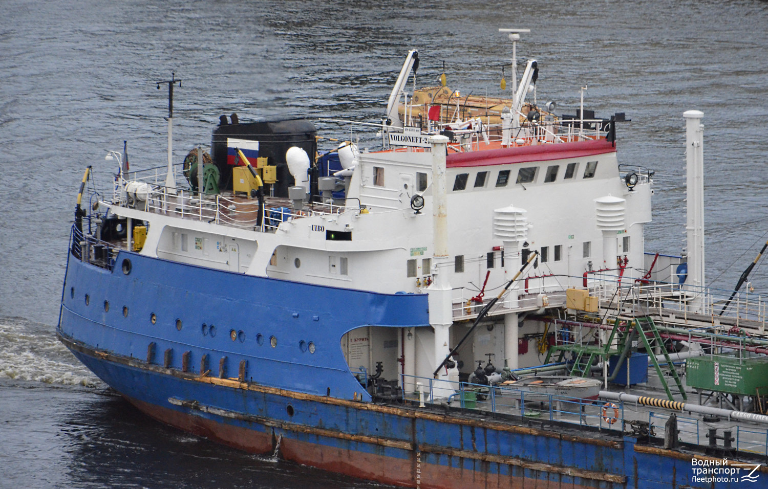 Волгонефть-215. Vessel superstructures