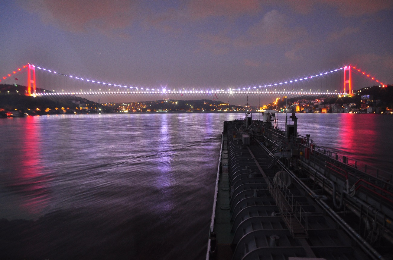 ВФ Танкер-2. View from wheelhouses and bridge wings, Istanbul