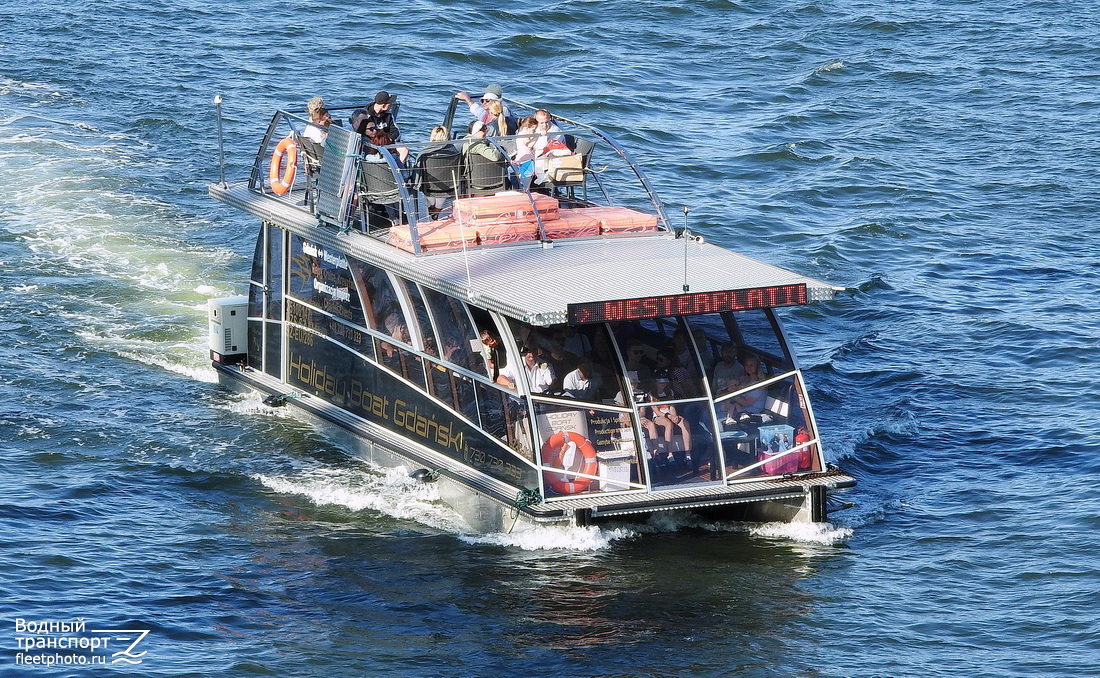 Holiday Boat Gdansk 1