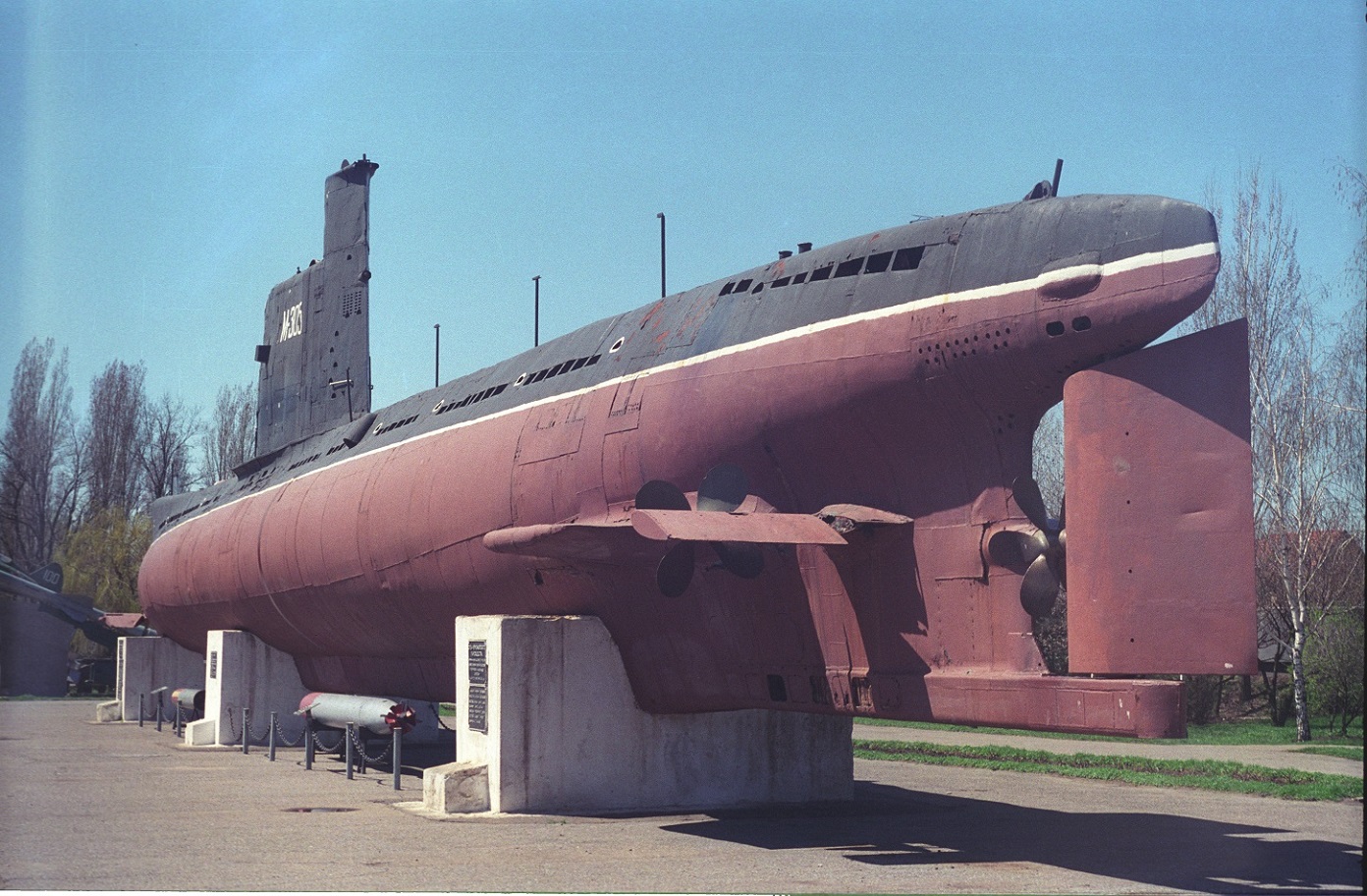 М-305