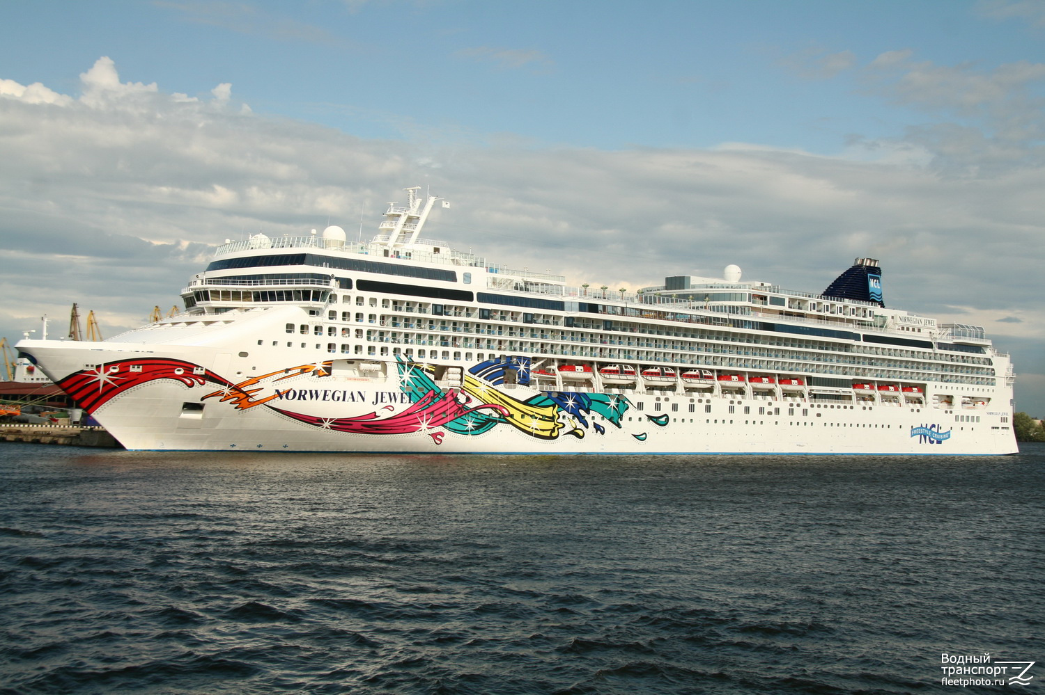 Norwegian Jewel