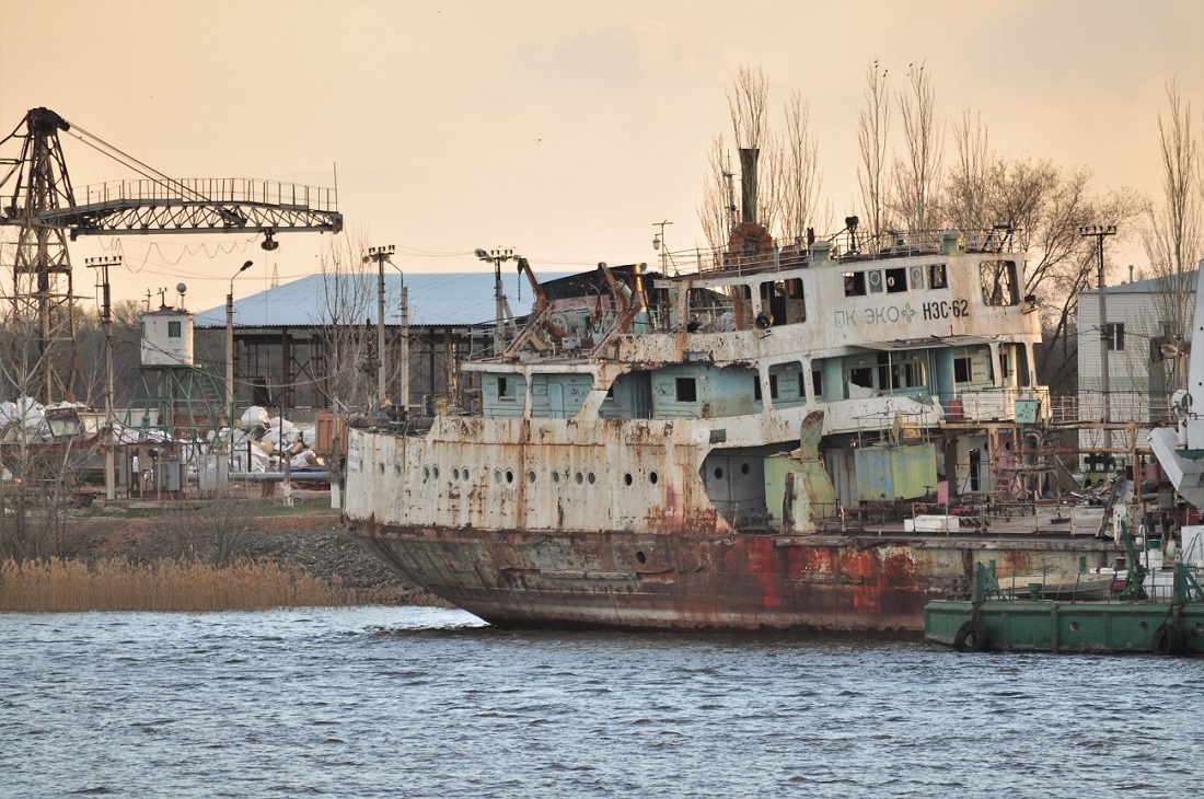 НЗС-62. Надстройки