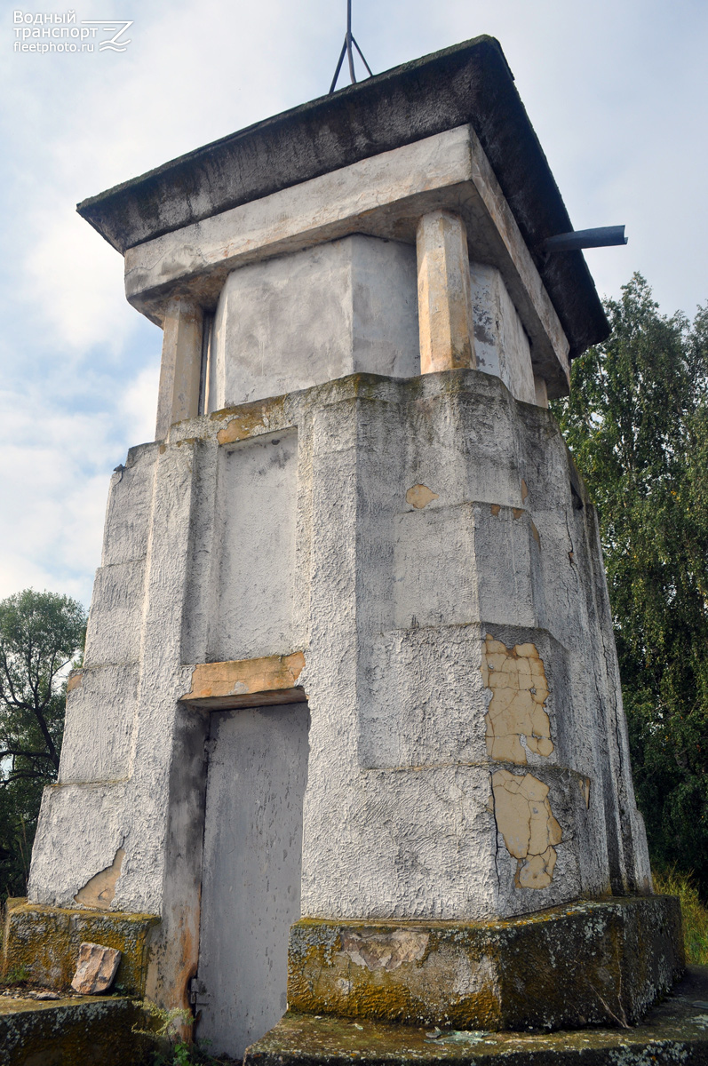 Small Volga Lighthouse