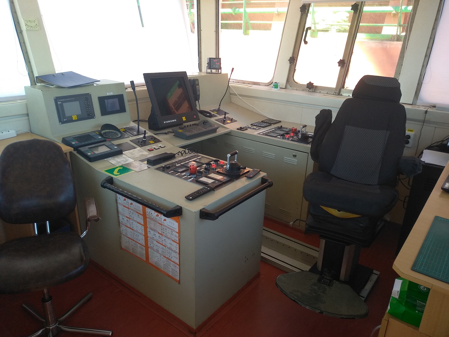 Эксперт 1. Wheelhouses, Control panels