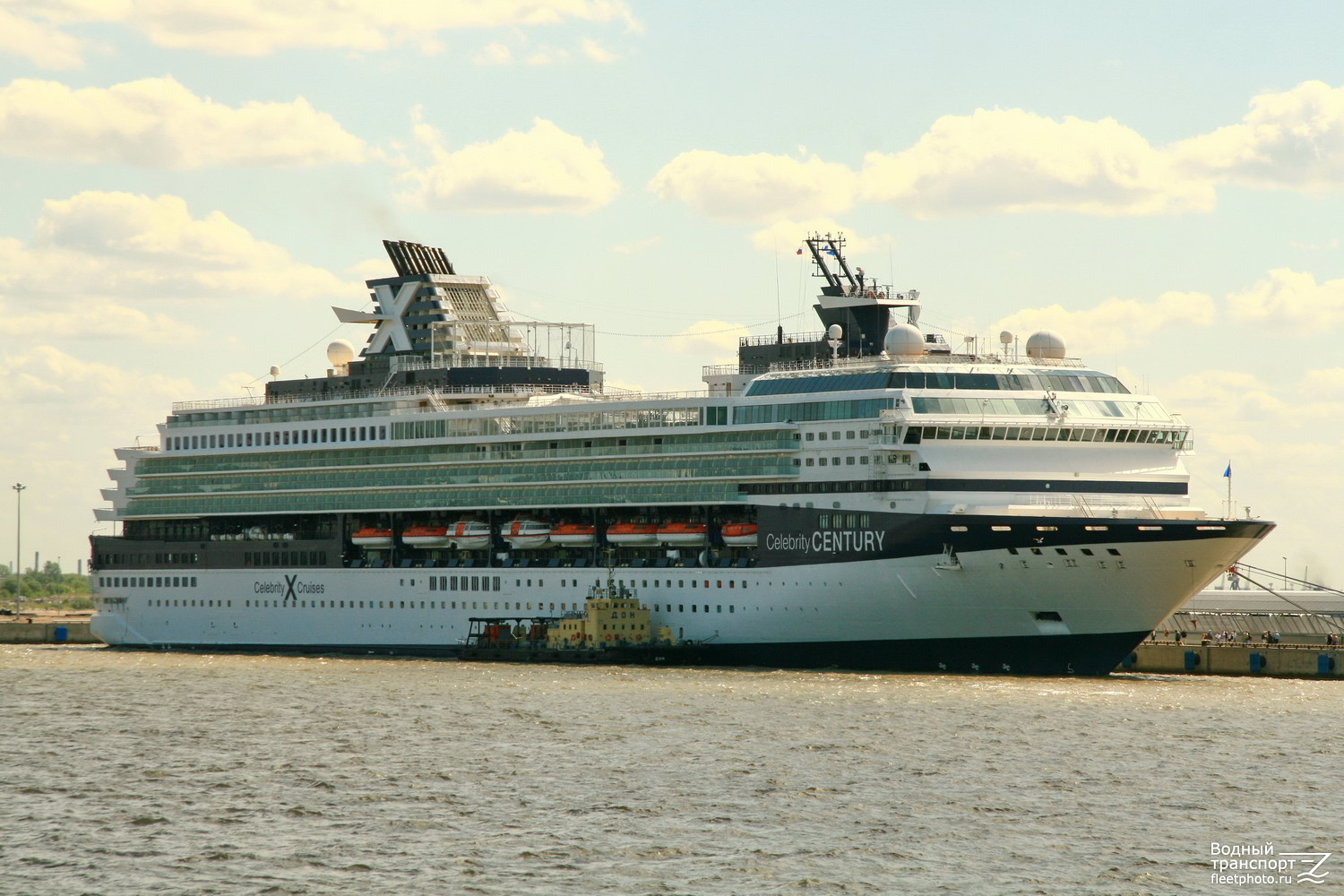 Celebrity Century, Дон