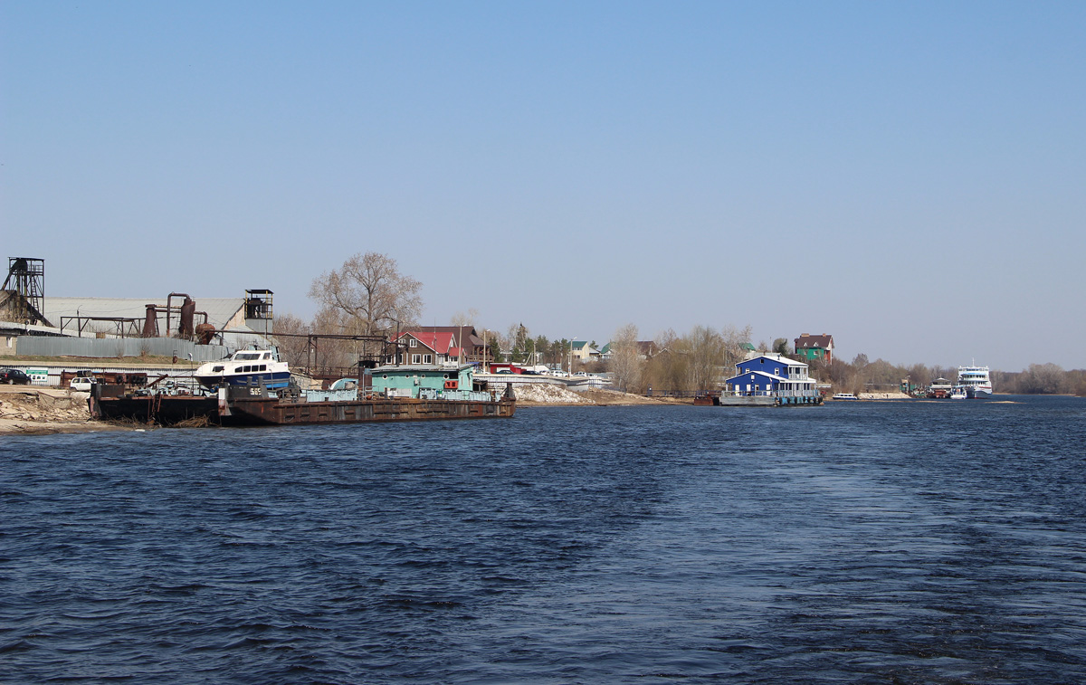 Понтон-565, Ингрия-3, Дебаркадер-338. Саратовское водохранилище