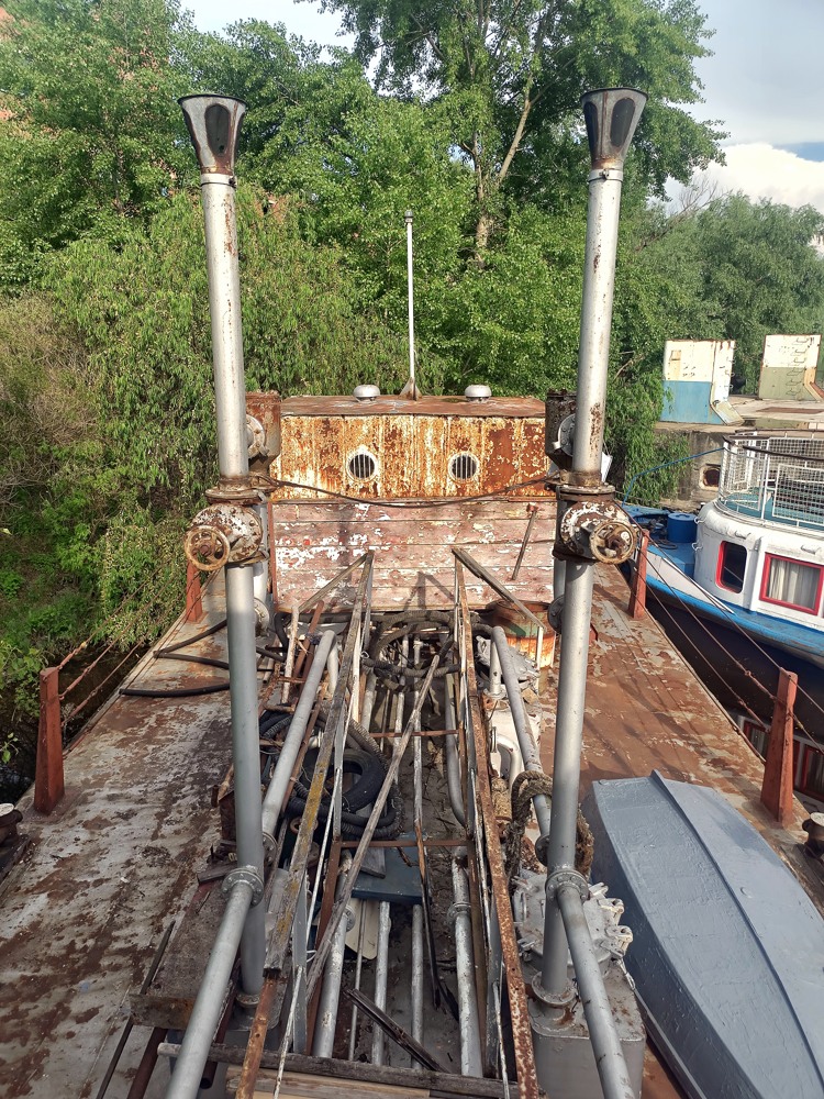 БН-35. View from wheelhouses and bridge wings