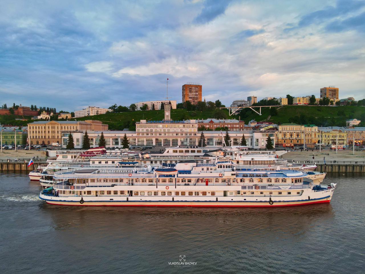 Григорий Пирогов, Космонавт Гагарин, Александр Пушкин