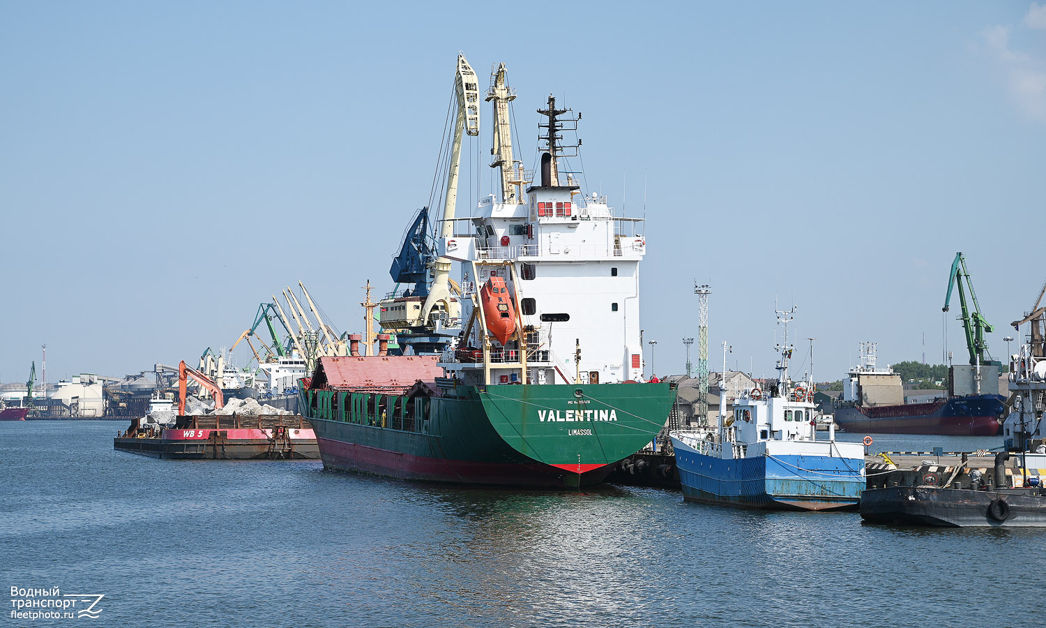 Wagenborg Barge 5, Valentina, Fugløysund