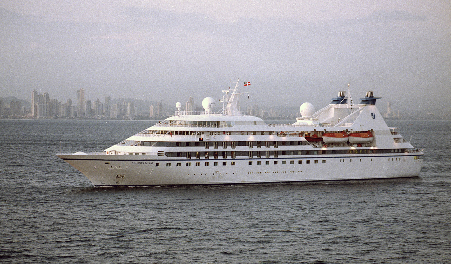 Seabourn Legend