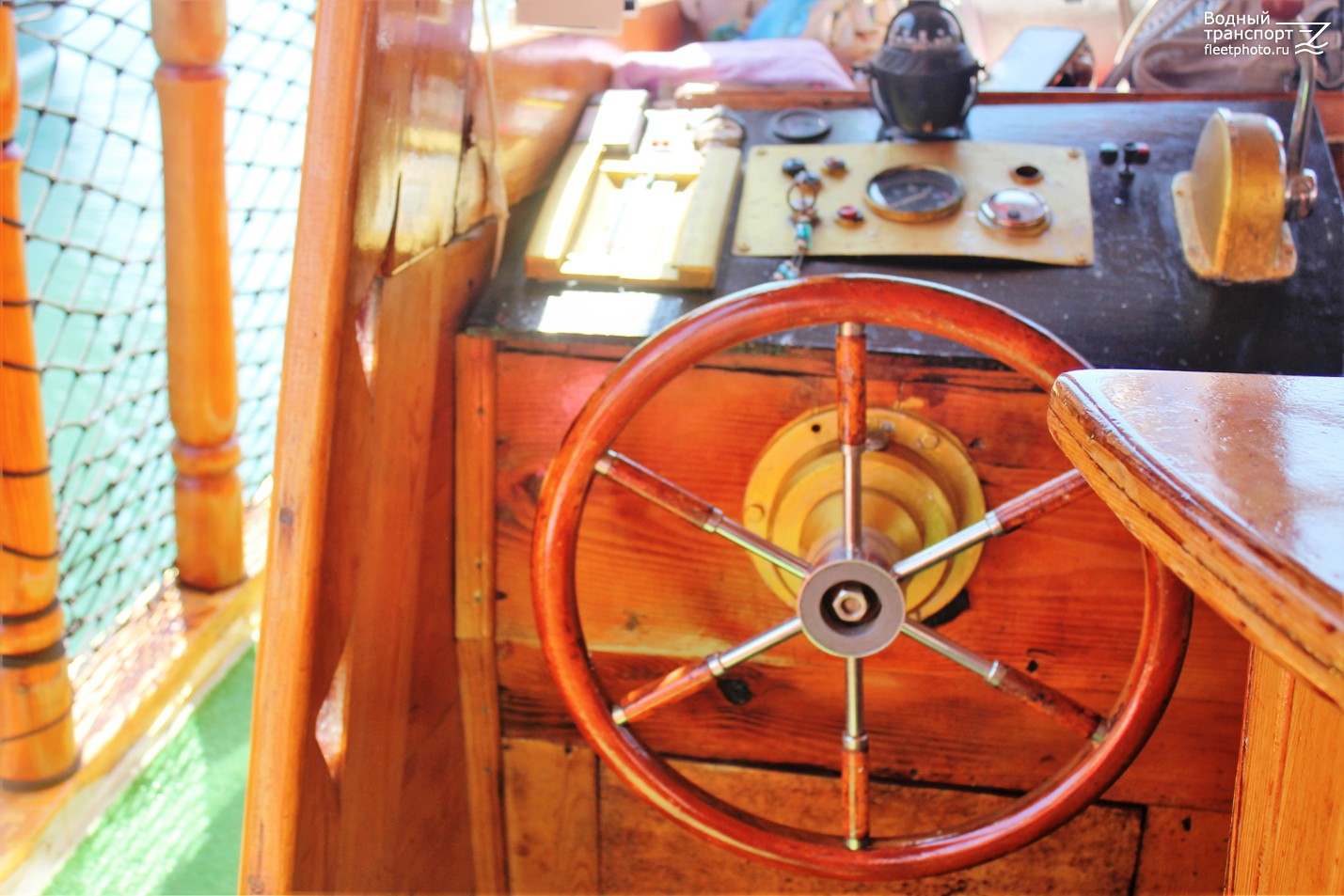 Sevki Kaptan. Wheelhouses, Control panels