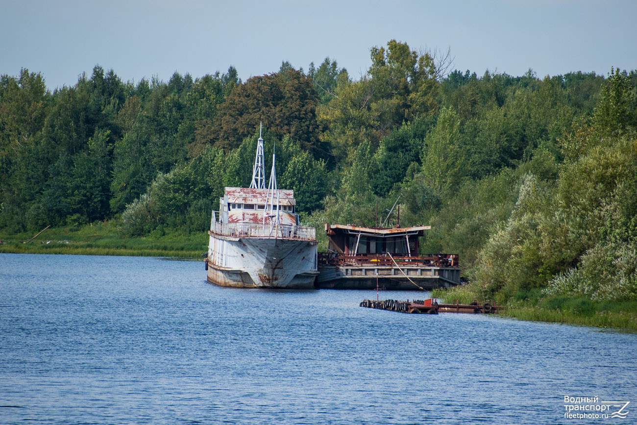 Айрон шарк, Неопознанный понтон. Russia - Volga Basin