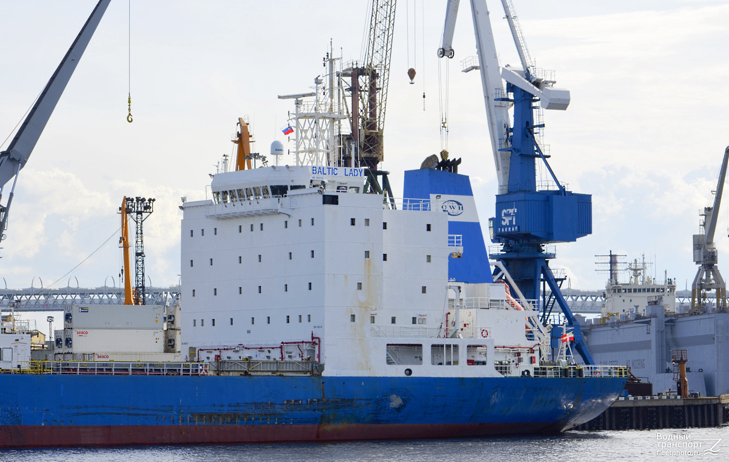 Baltic Lady. Vessel superstructures