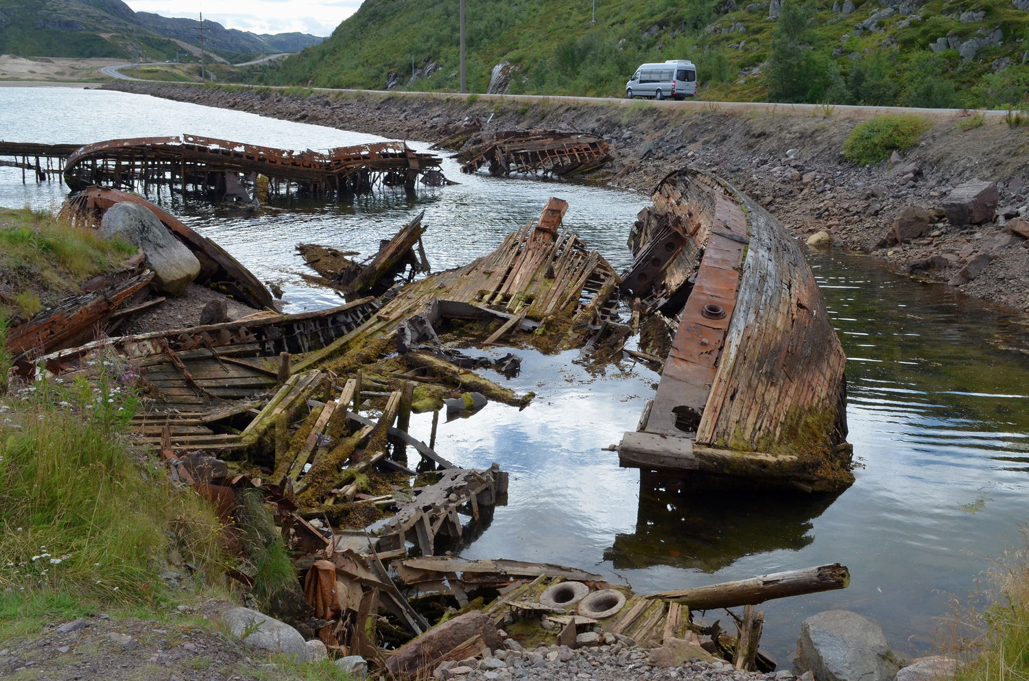 Waterways, Unidentified ships