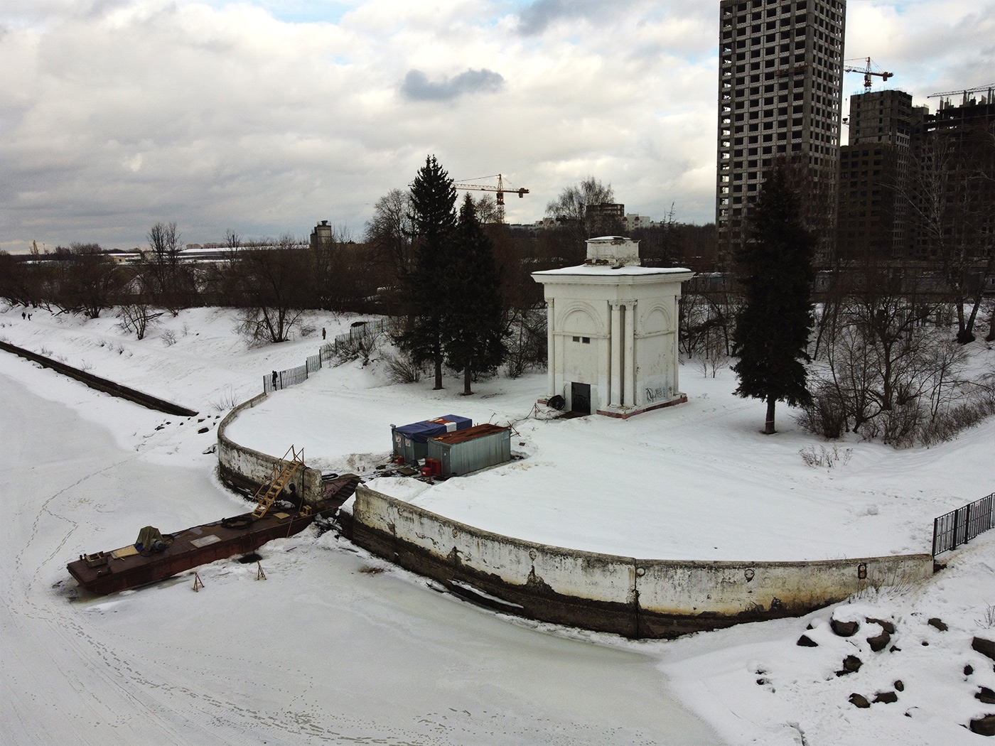 Moscow Canal, Russia- Moscow Basin