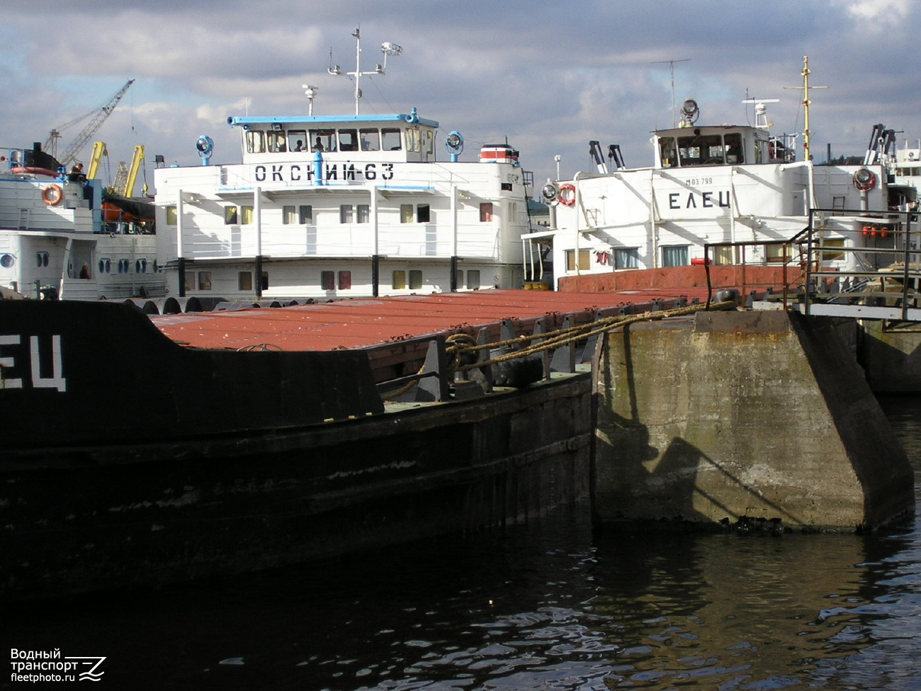 Окский-63, Елец. Vessel superstructures