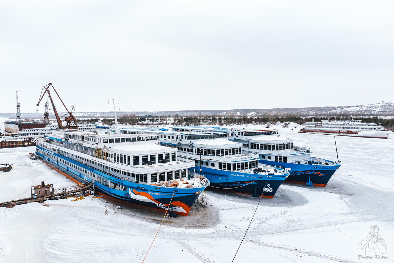 Огни большого города, Лебединое Озеро, Лунная соната