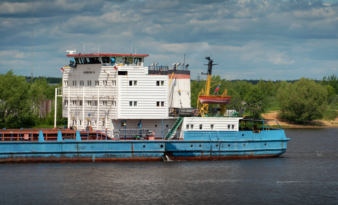 Волжский-24. Vessel superstructures