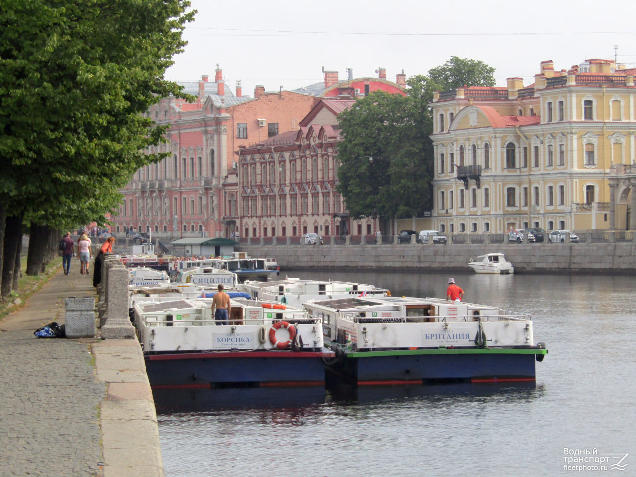 Корсика, Британия