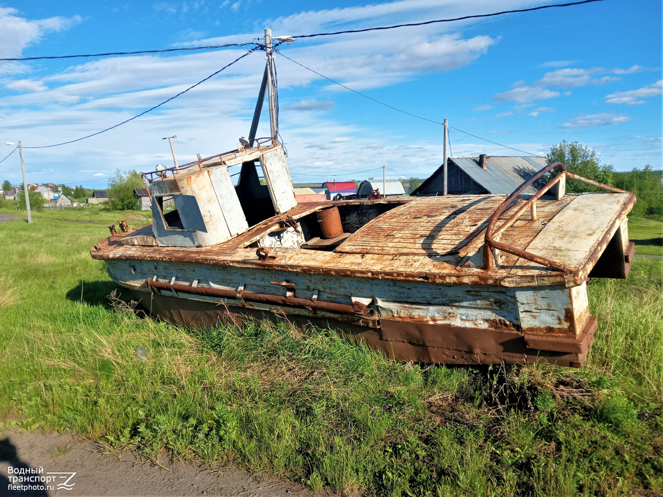 Неопознанное судно - тип БМК-130, БМК-130М, БМК-130МЛ. Северодвинский / Северо-Западный / Беломорско-Онежский / Печорский бассейн