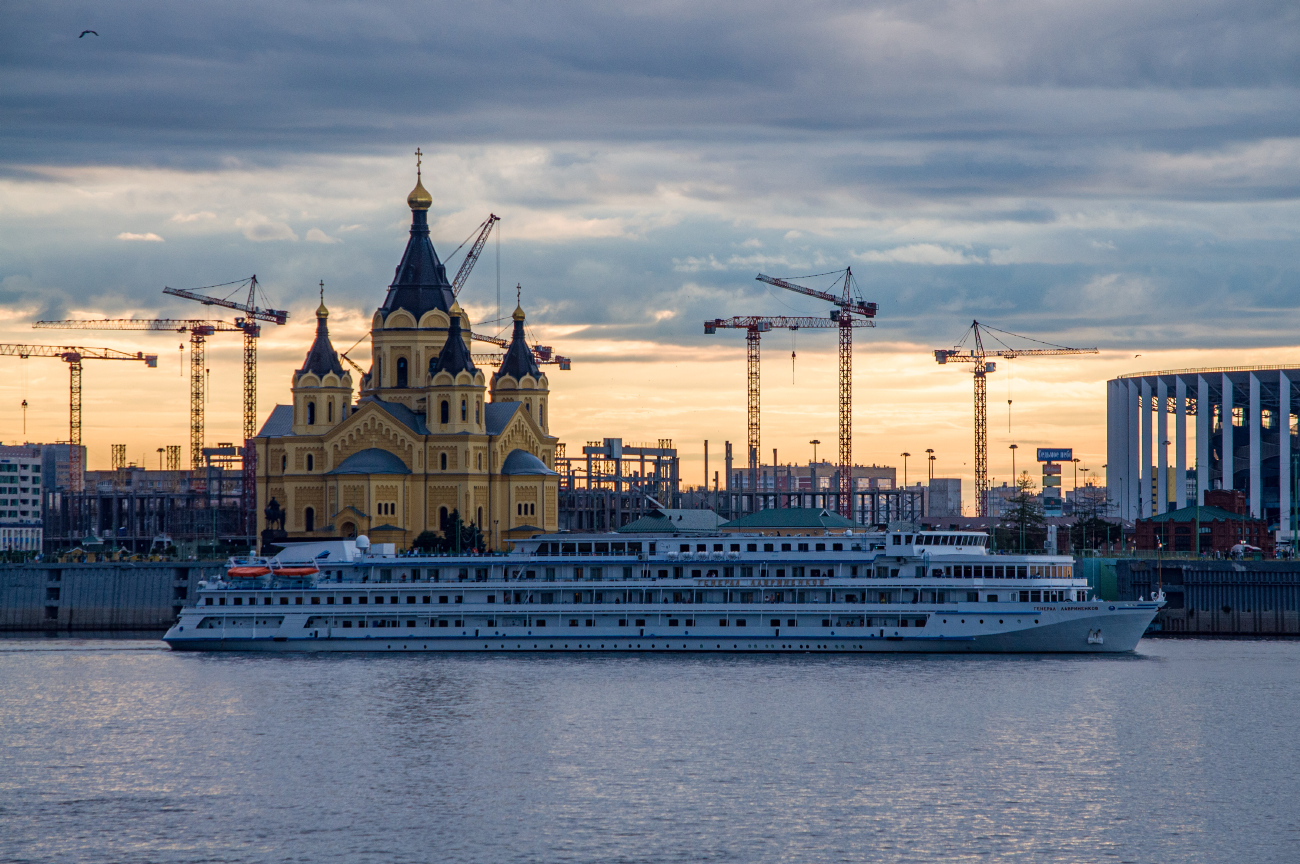 Генерал Лавриненков