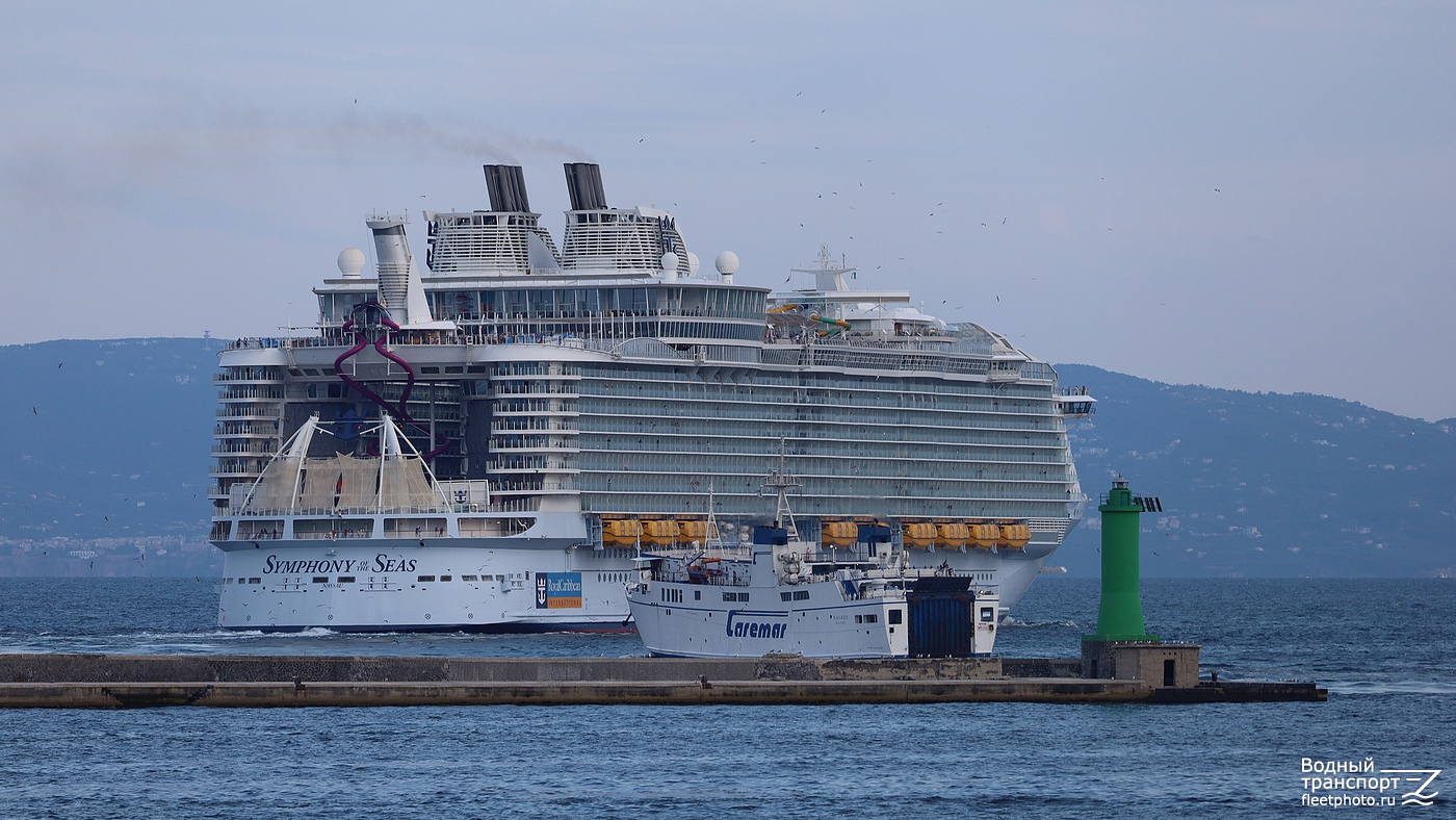 Symphony of the Seas, Naiade