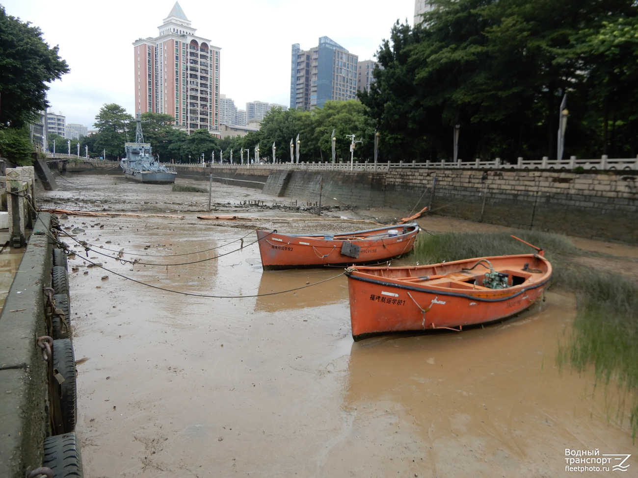 Lifeboats, China, China