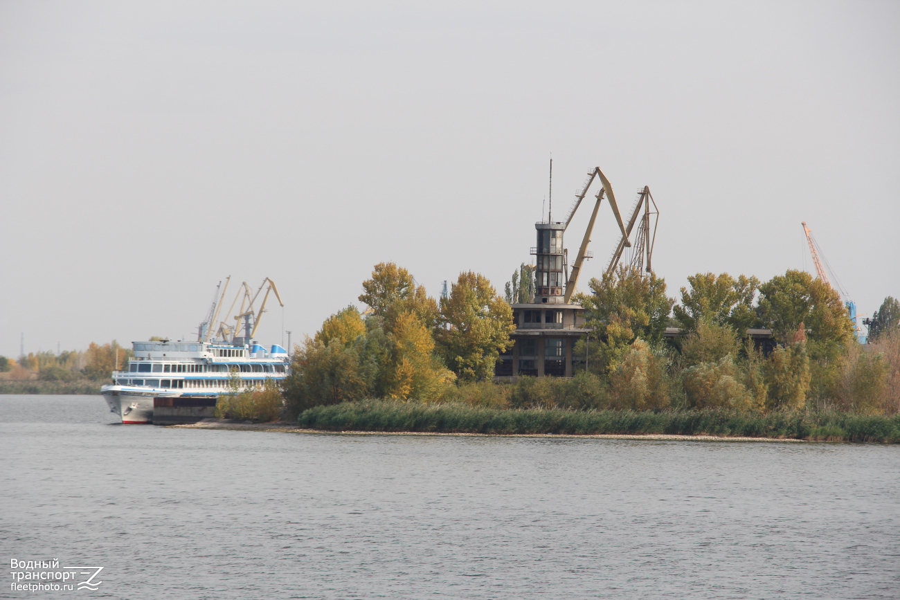 Василий Суриков. Волгоградское водохранилище