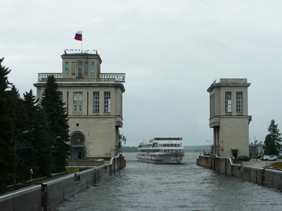 Городецкий гидроузел (шлюзы №№ 13/14 и 15/16)