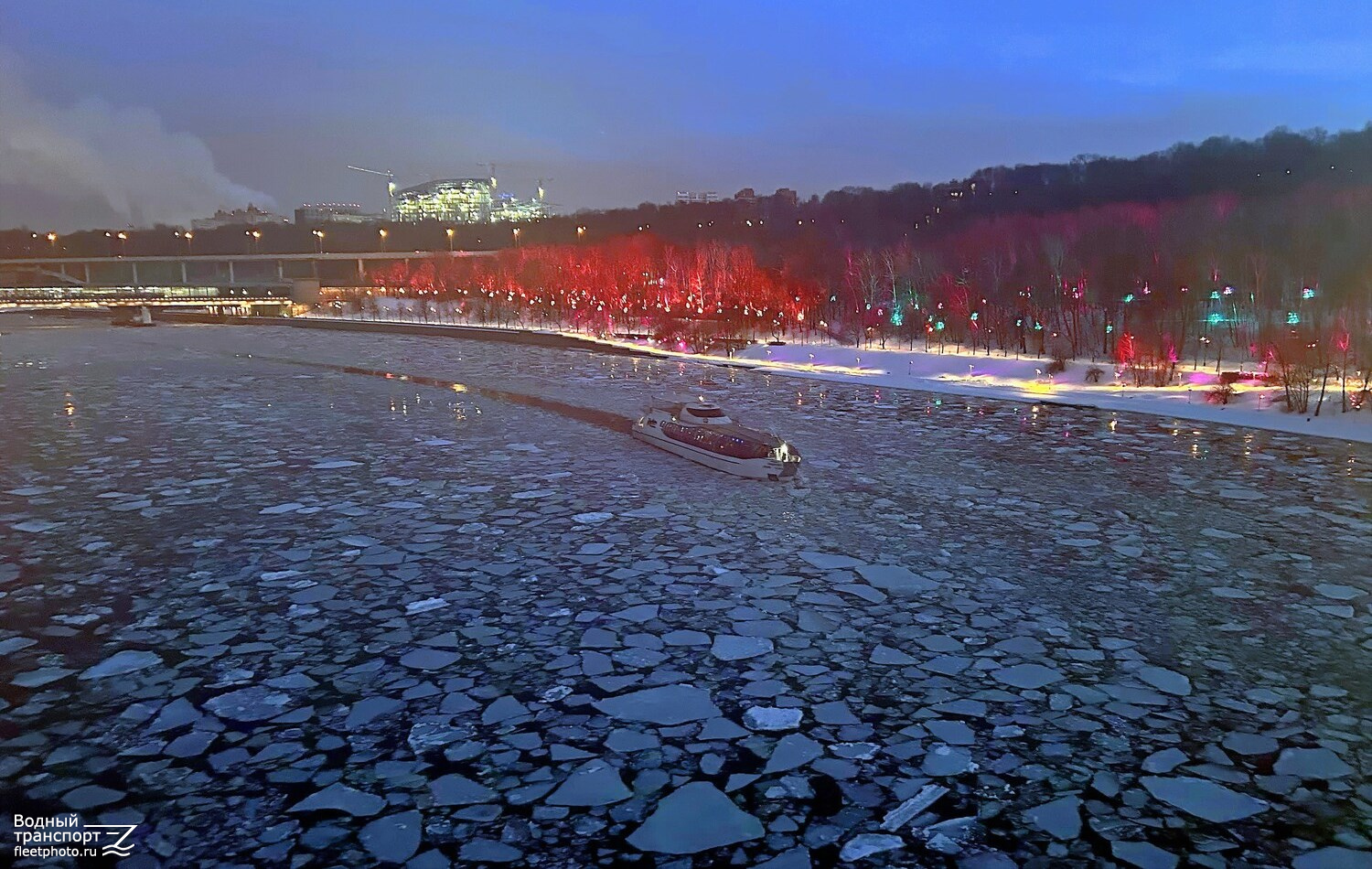 Скарлет. Moskva River