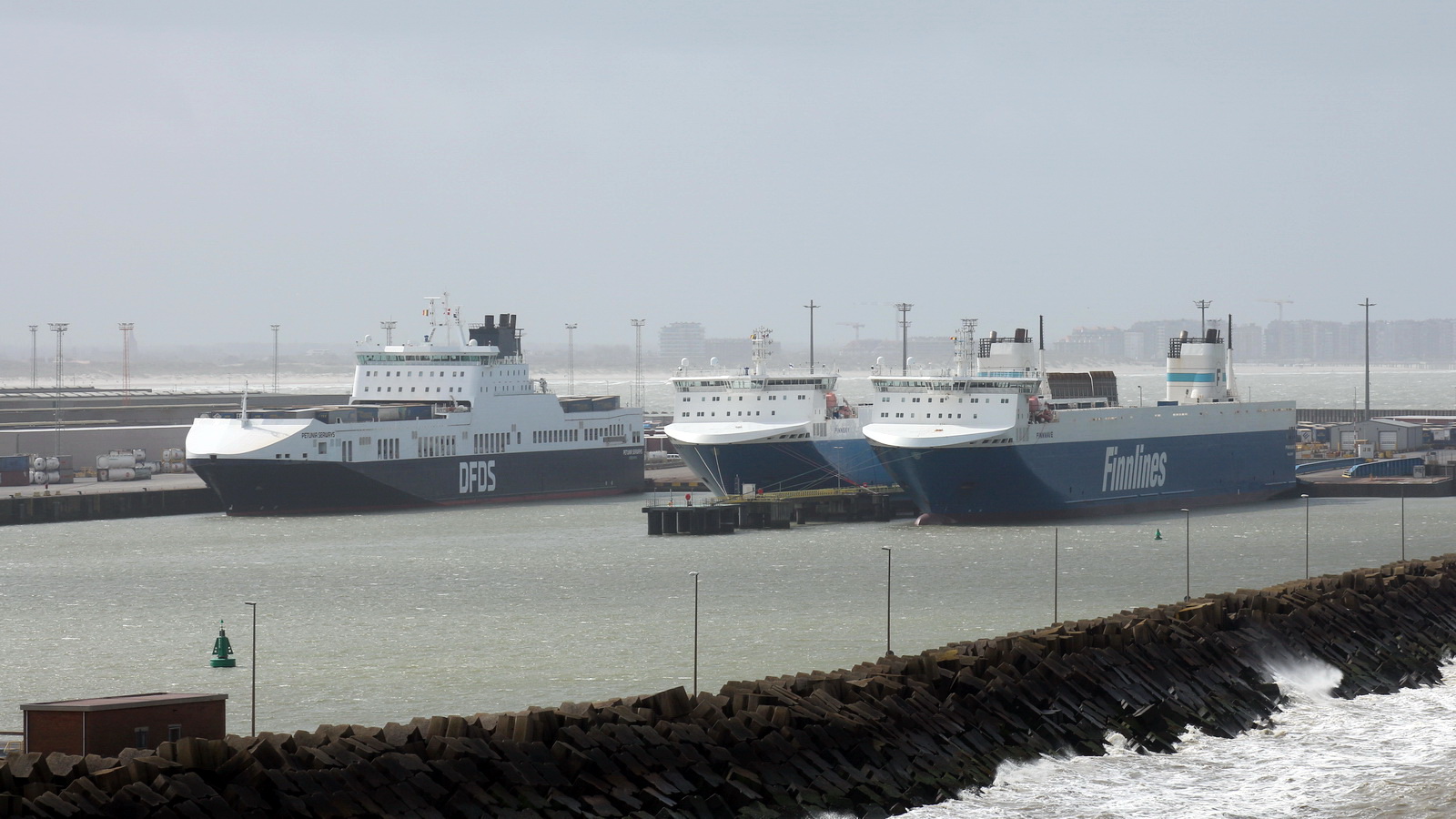 Petunia Seaways, Finnsky, Finnwave