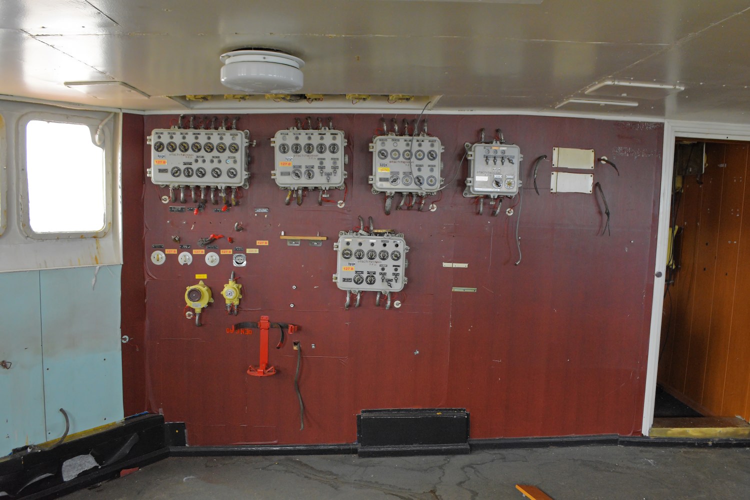 Сергей Судейский. Wheelhouses, Control panels