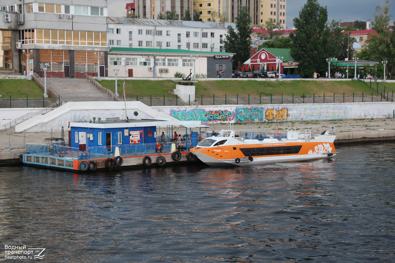 Понтон-384, Дмитрий Шостакович