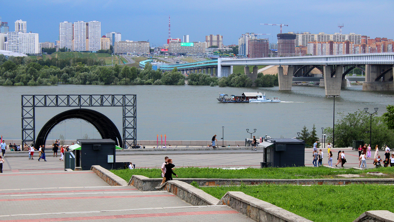 Река Обь, Новосибирск