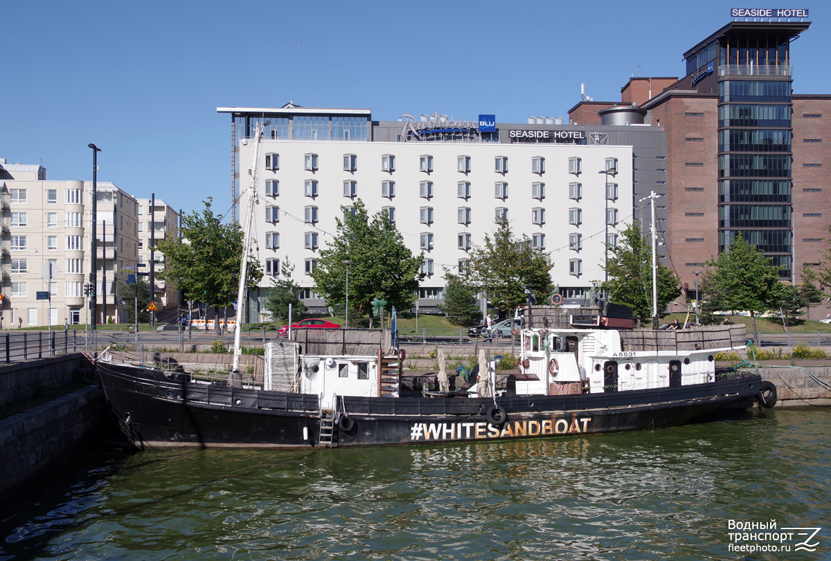 White Sand Boat