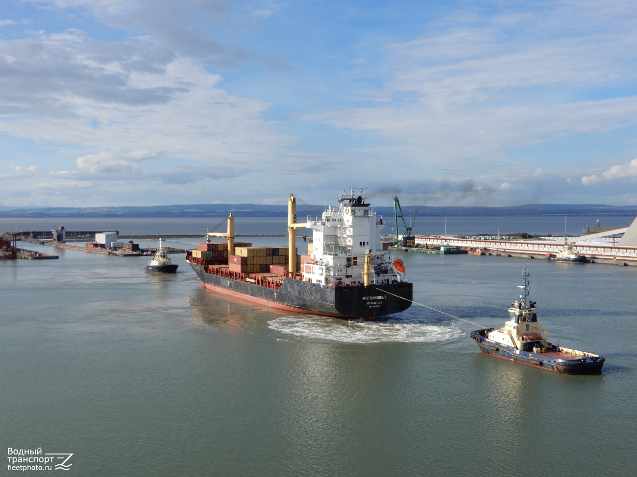 MSC Tamishka F, Svitzer Bentley