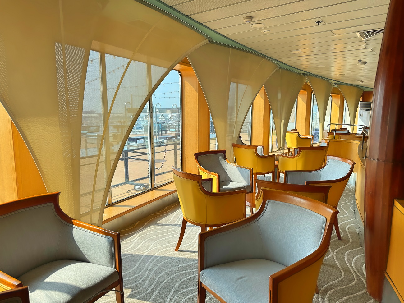 Queen Elizabeth 2. Passenger Areas