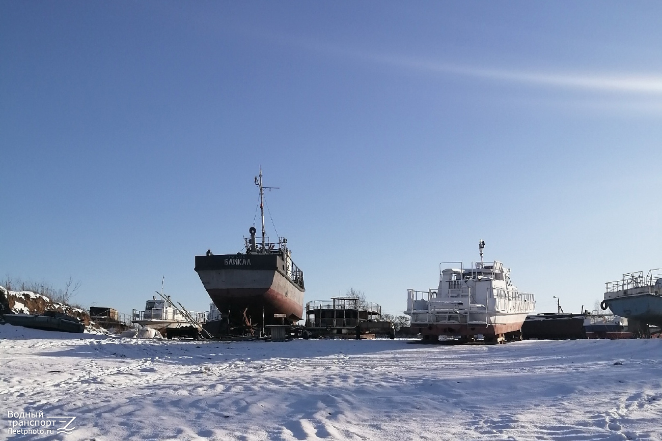 Байкал, Калина Красная. Unidentified ships